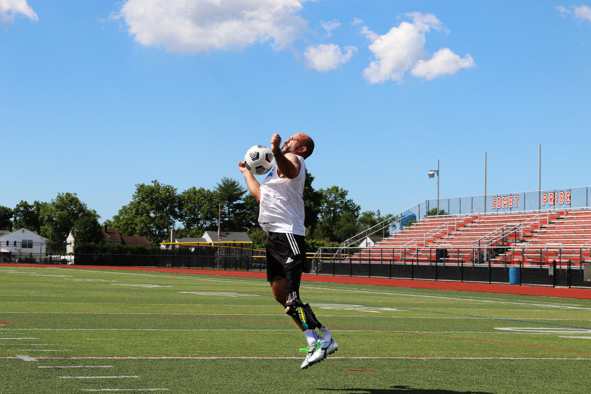 Rotationplasty Amputee playing soccer