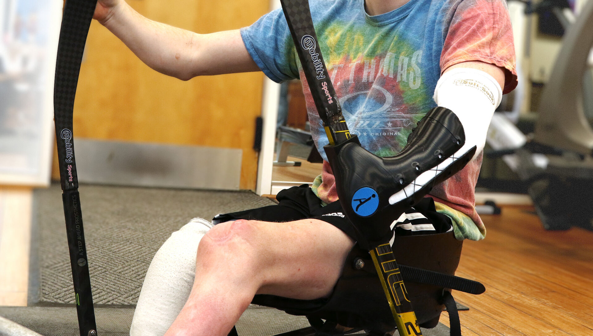3d printed prosthetic to hold hockey stick