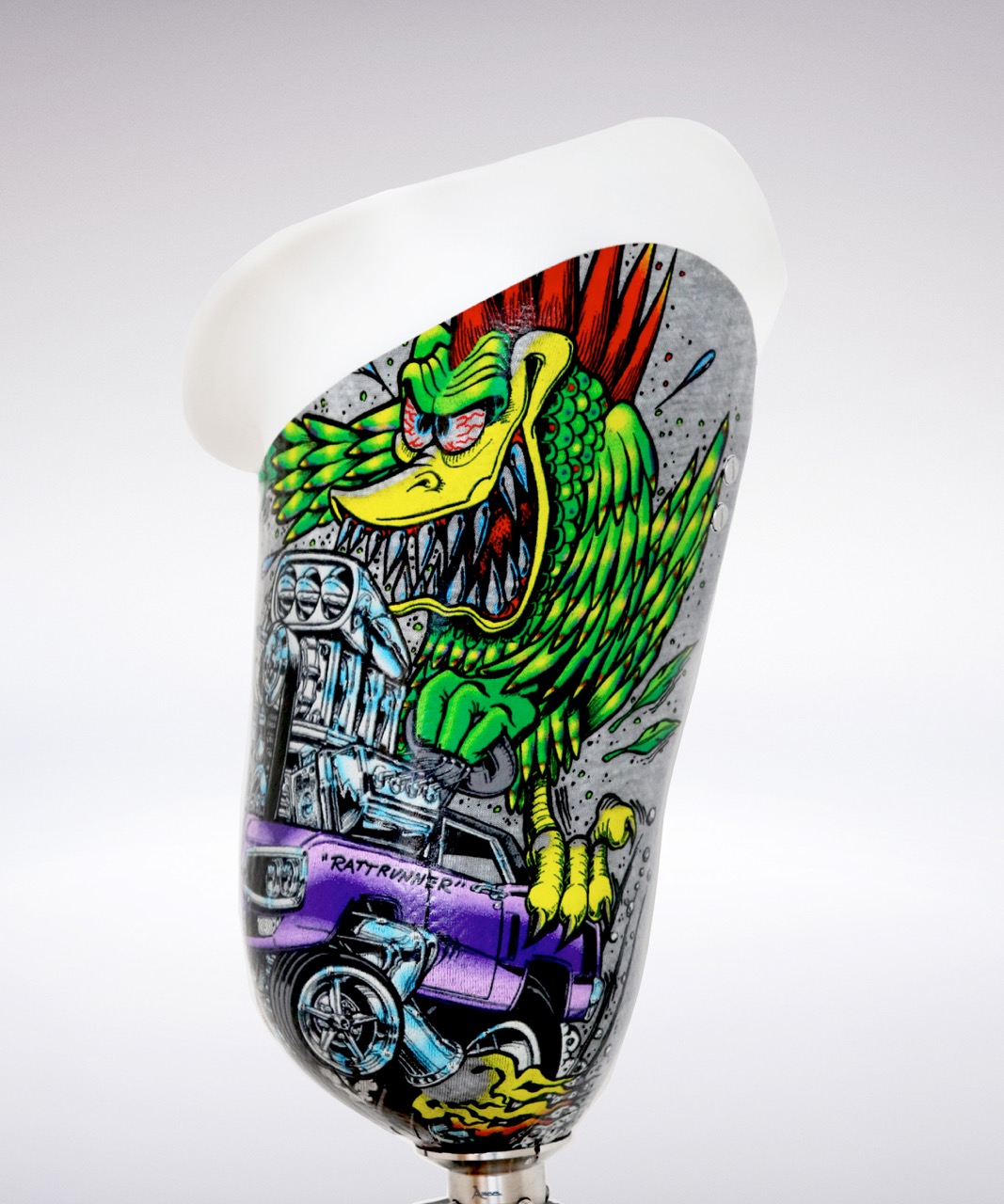 crazy cool prosthetic leg art